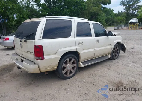 2003 Cadillac Escalade Standard z USA, uszkodzony, nr VIN 1GYEC63T83R134948